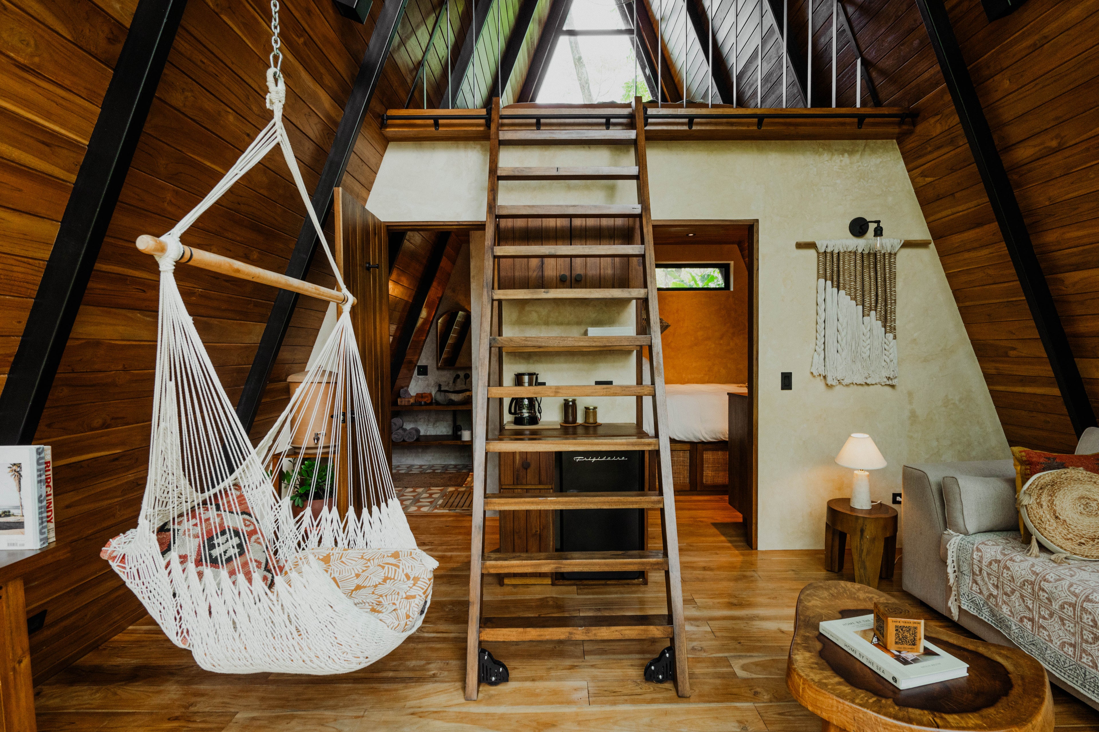 re:center | Fuego - Shared Casa - Queen