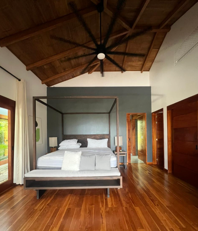 Villa Lucila | Shared Room - Twin