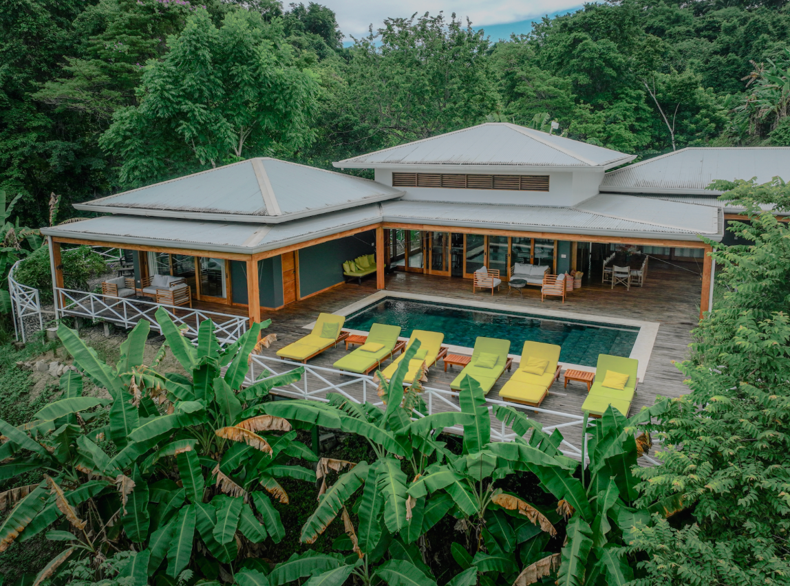 Villa Neruda | Shared Room - Twin