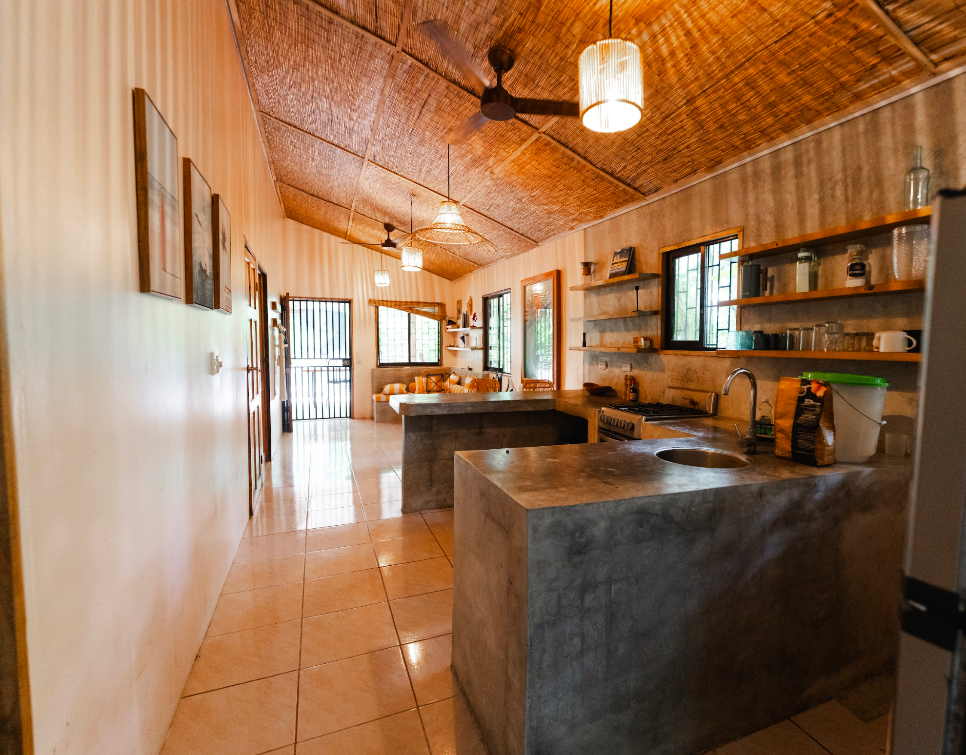 re:center | Casa Joelle